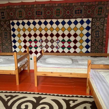 Naryn Guest House Exteriér fotografie