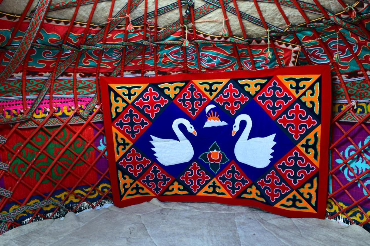 Naryn Guest House Exteriér fotografie