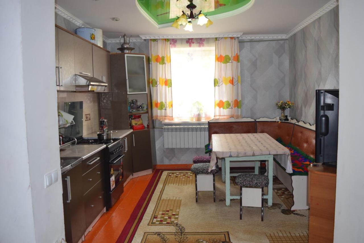 Naryn Guest House Exteriér fotografie