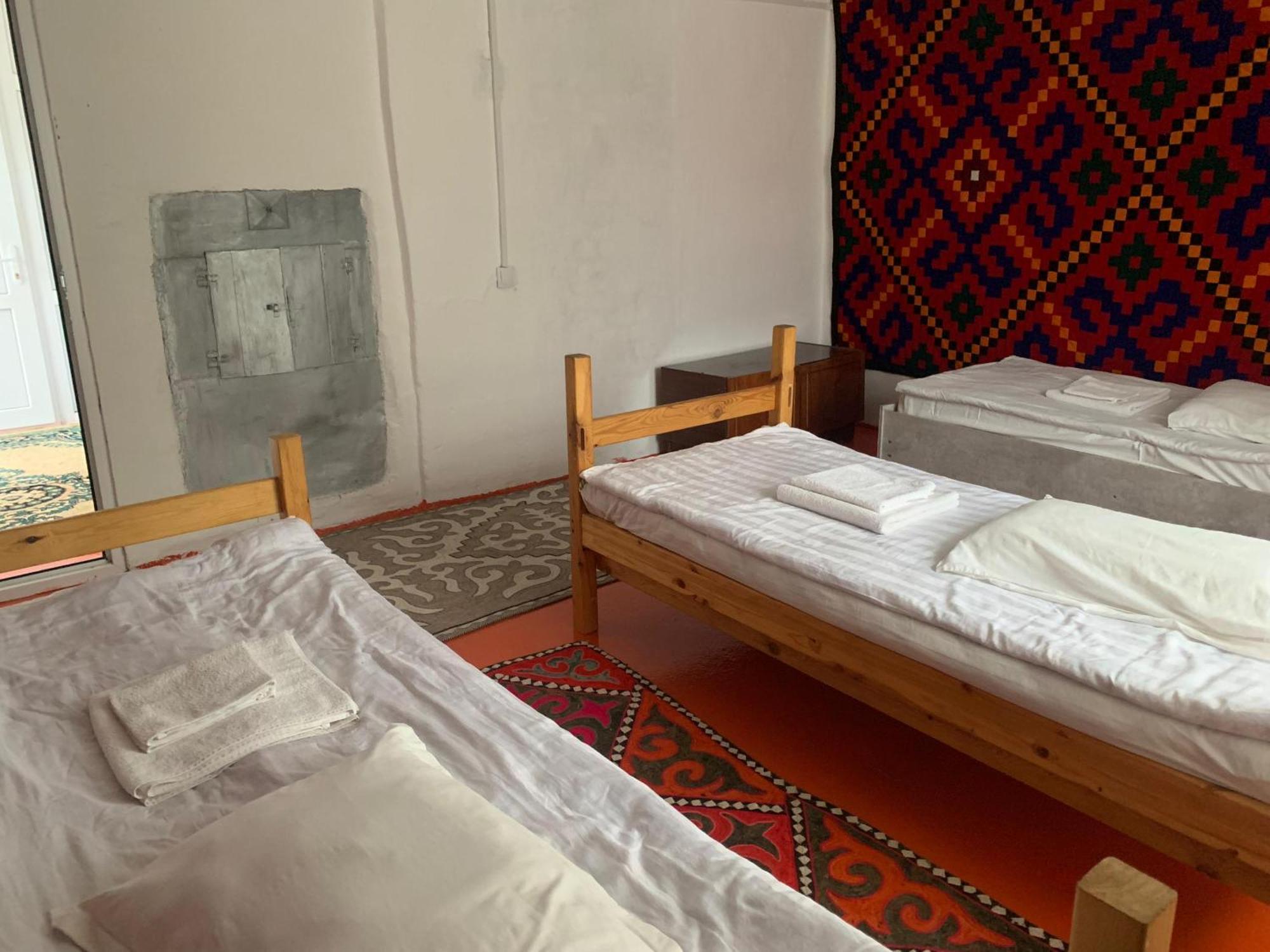 Naryn Guest House Exteriér fotografie